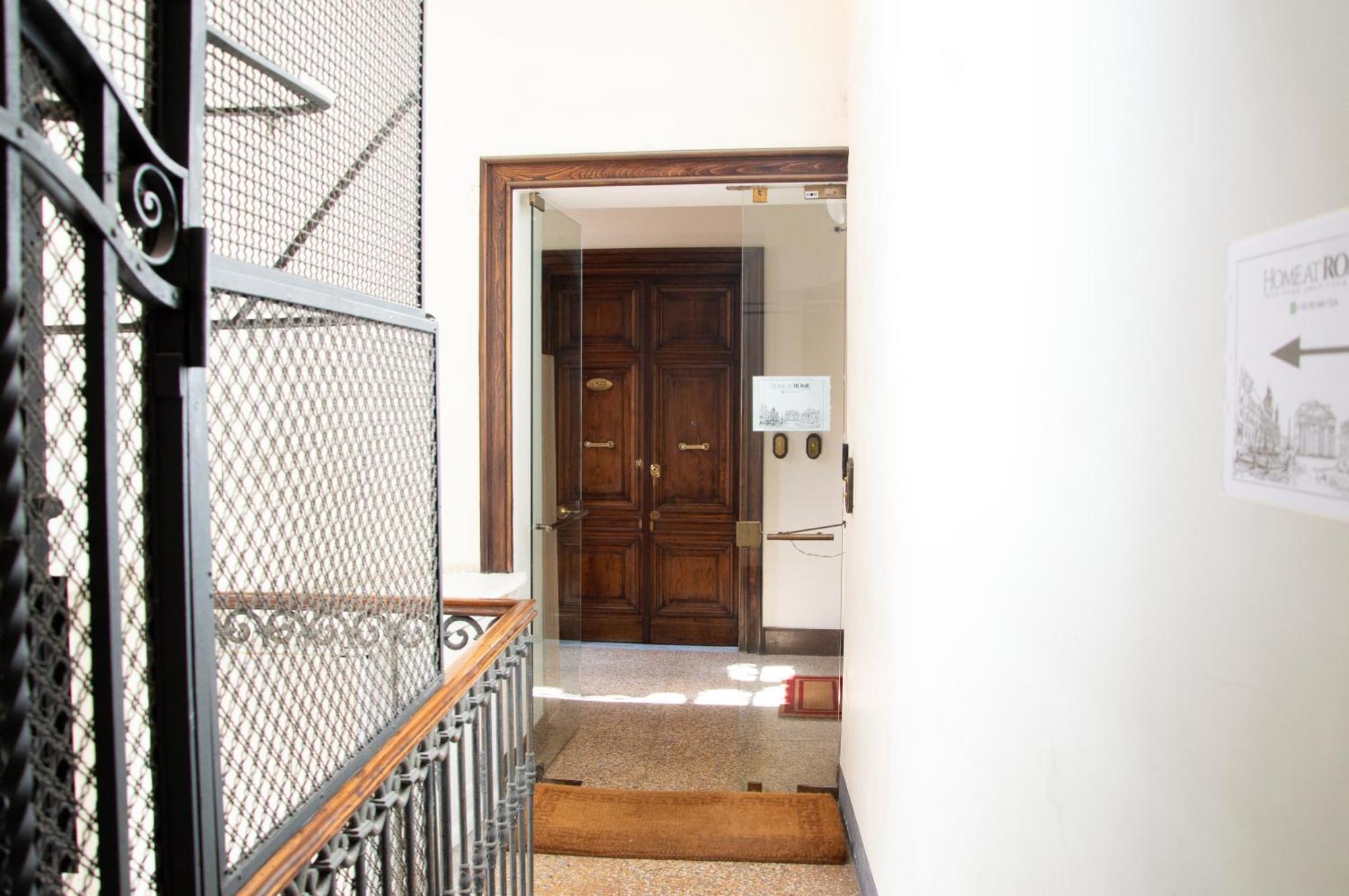 Home At Rome Luxury Navona Suites Exterior foto